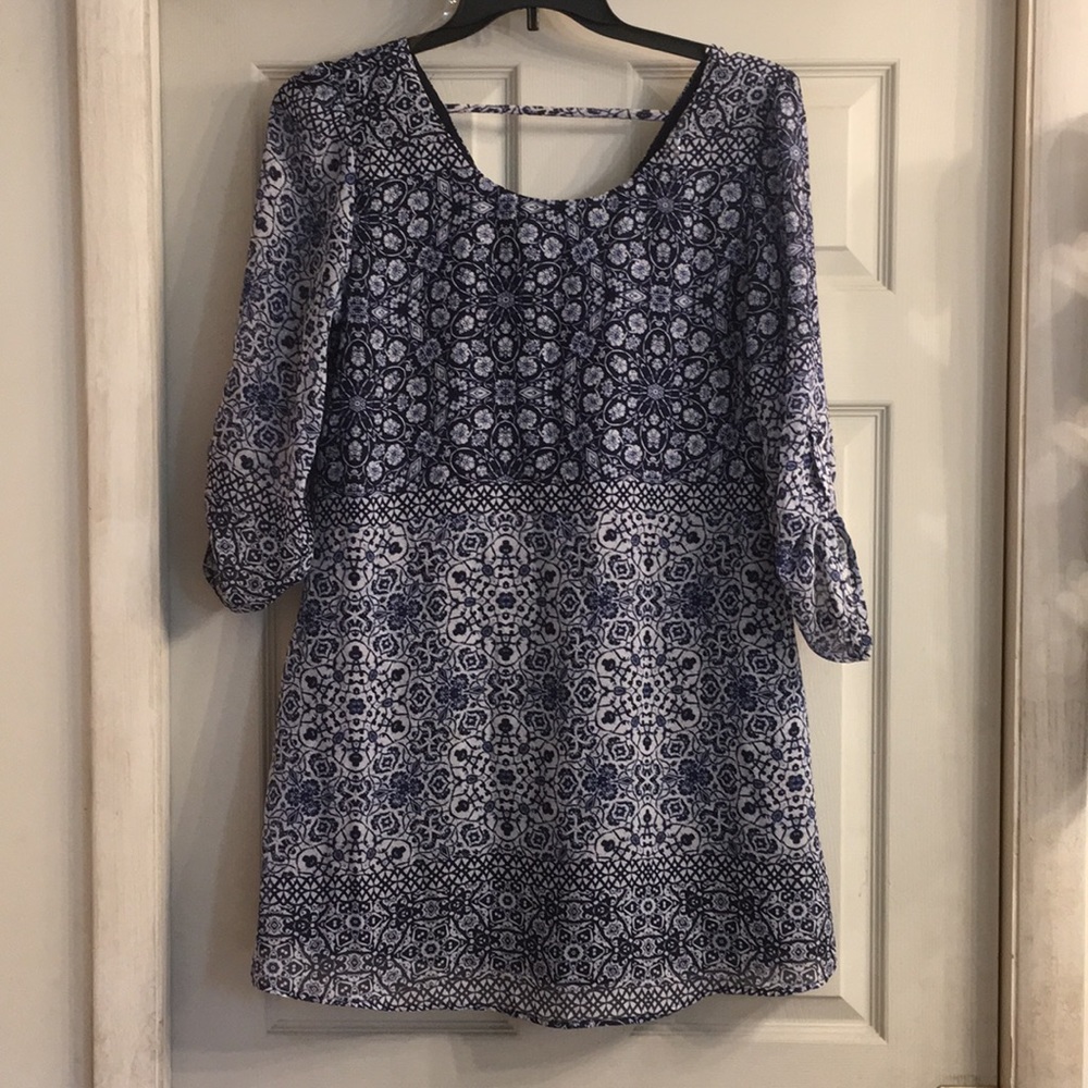 Women's dress Size L